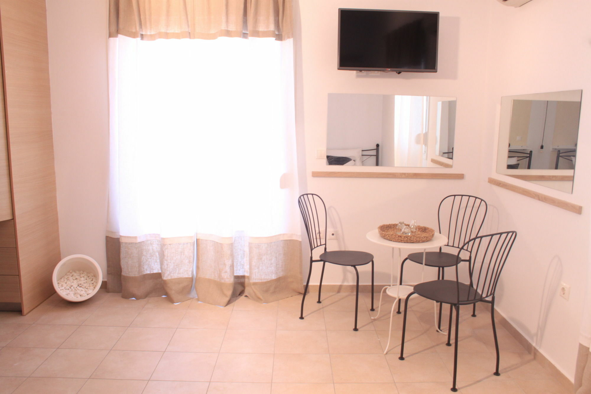 Krinis Apartments Rhodes City Exterior photo